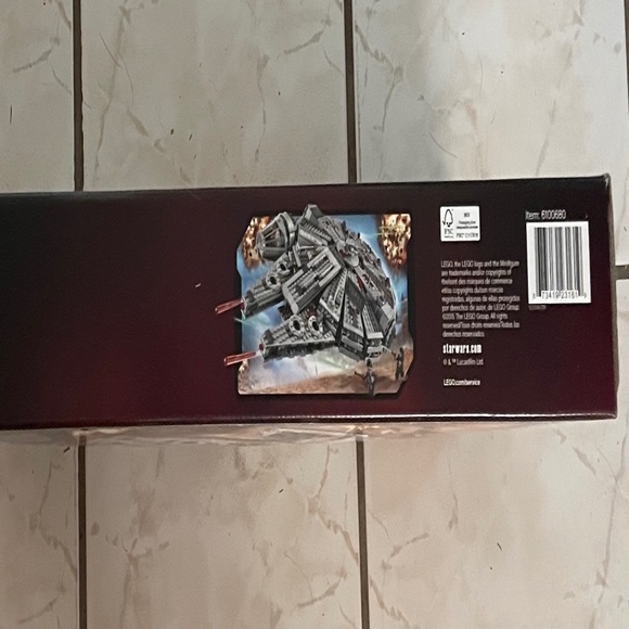 s-l400.jpg  Star Wars Millennium Falcon #75105, 1329 pieces  UNOPENED.